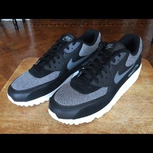 Nike Air Max 90 Essential - Men’s US size 12